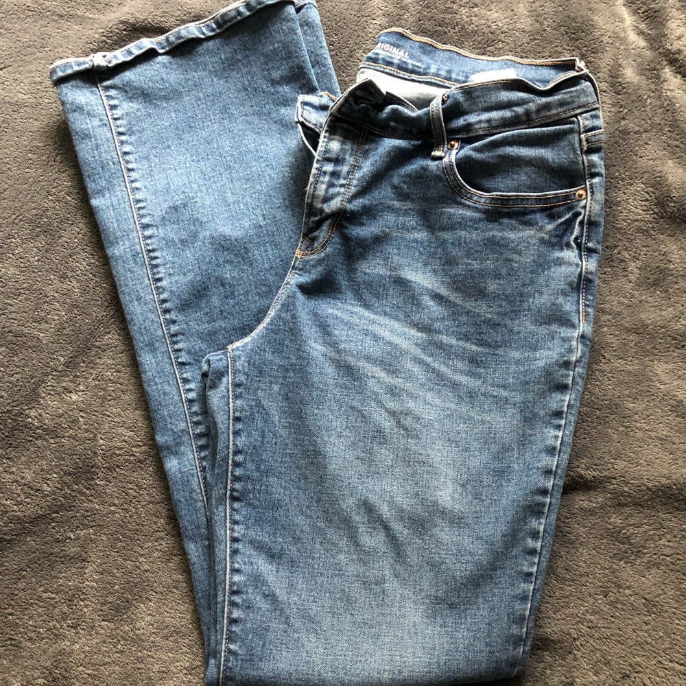 Woman’s Old Navy Jeans